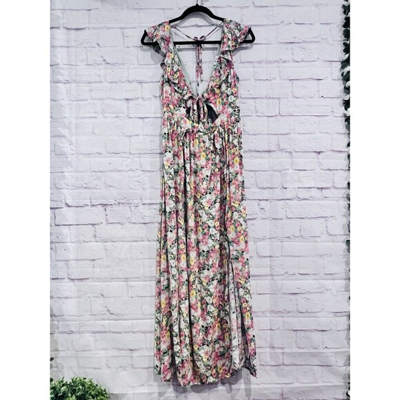 Hello Molly Floral Maxi Dress - Picture 3 of 13